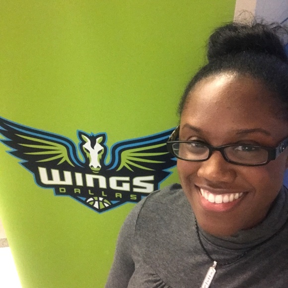 Meet your Posher, Jessica - Picture 3 of 3